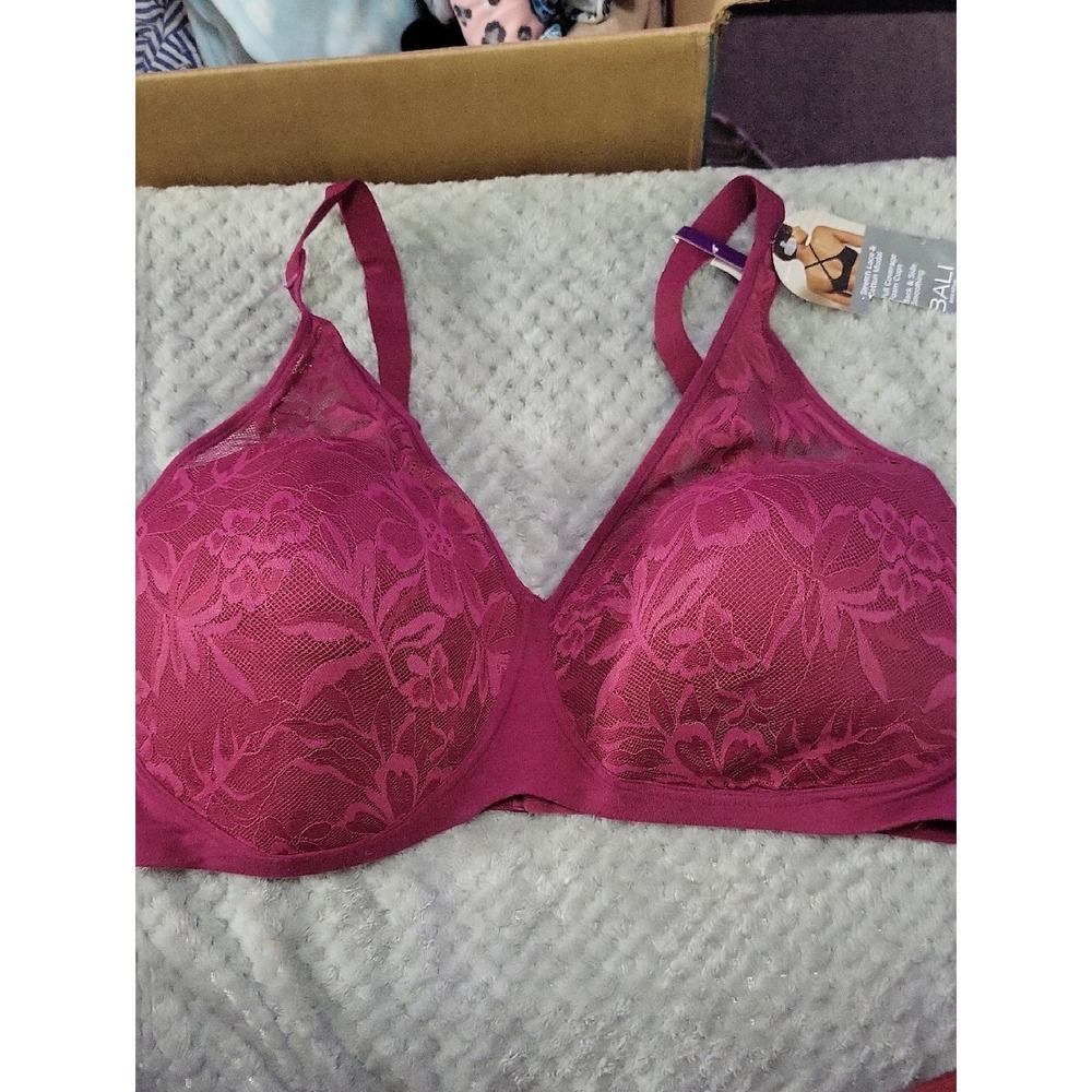 Nwt Bali‎ Lace Wireless Bra in Berry Plum 2xl